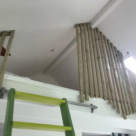 בית נופש Tiny House A 100m Du Chateau Fort *